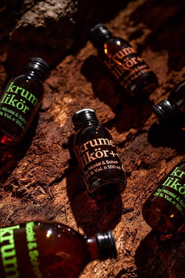 Krume Likör Flaschen